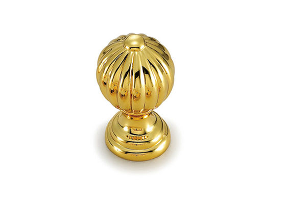 Boutons décoratifs plaqués par or de Cabinet et taille des tractions 59mm